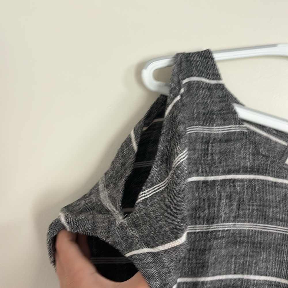 Open Back Linen Midi Dress - Picture 2 of 4